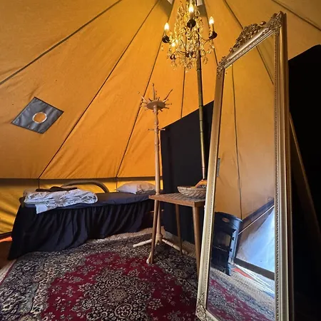Glamping Lille Strandbygard * Arnager
