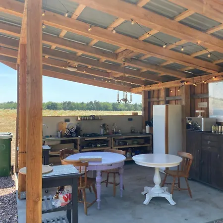 Glamping Lille Strandbygard *