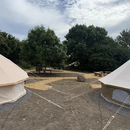 Glamping Lille Strandbygård *