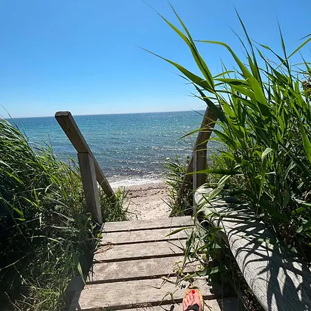 Glamping Lille Strandbygard Camping *