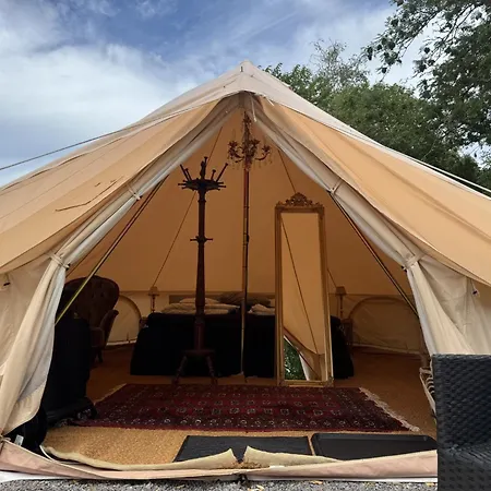 Glamping Lille Strandbygard *