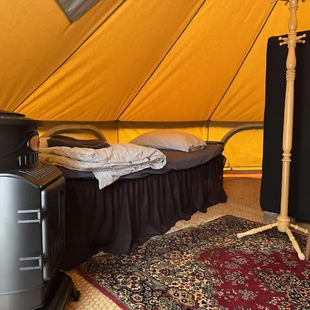 Parque de Campismo Glamping Lille Strandbygard *