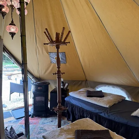 Glamping Lille Strandbygard Parque de Campismo