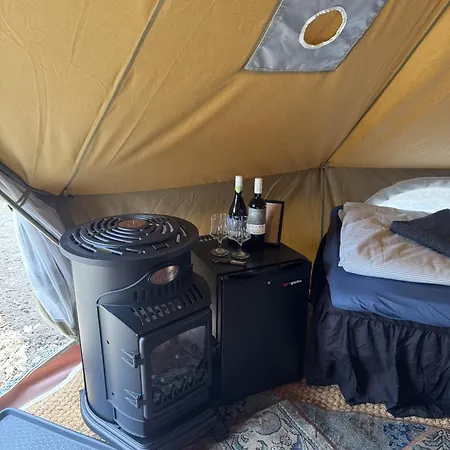Glamping Lille Strandbygard * Arnager