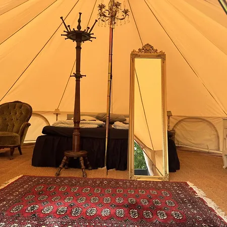 Parque de Campismo Glamping Lille Strandbygard Arnager