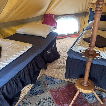 Parque de Campismo Glamping Lille Strandbygard *